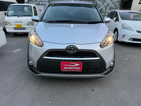 Toyota Sienta