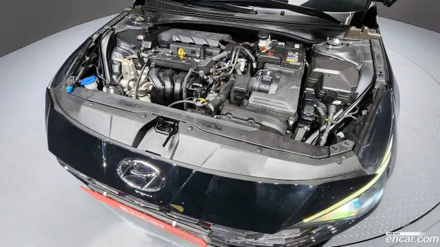 Hyundai Elantra (Avante)