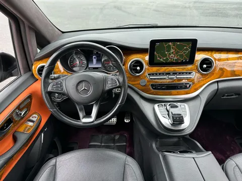 Mercedes-Benz V-Class