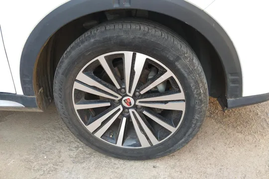 Roewe RX5