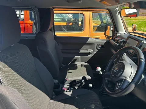 Suzuki Jimny Sierra