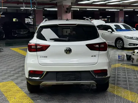 MG MG