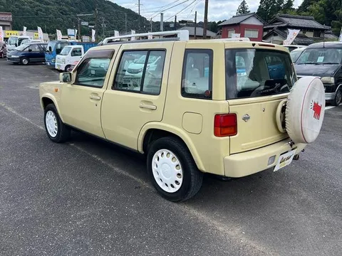Nissan Rasheen