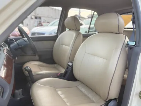 Mitsuoka Viewt