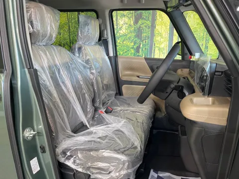 Mitsubishi Delica Mini