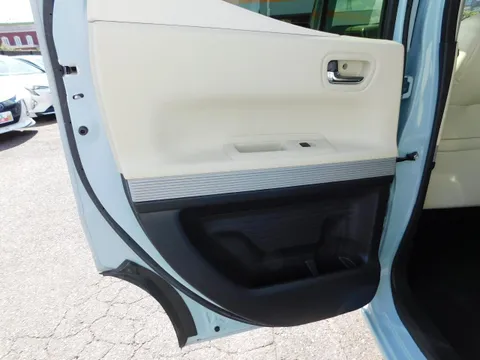Honda N-BOX Slash