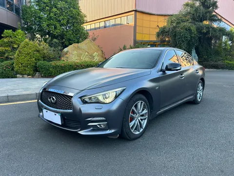 Infiniti Q50L
