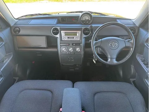 Toyota bB