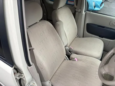 Nissan Otti