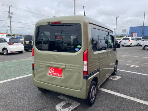 Honda N-VAN Plus Style