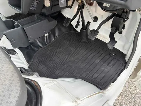 Suzuki Carry Track