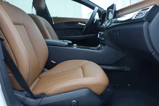 Mercedes-Benz Mercedes-Benz CLS