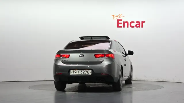 Kia Cerato (Forte)