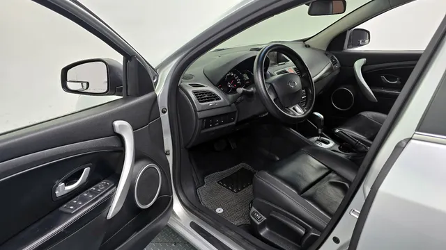 Renault SM3