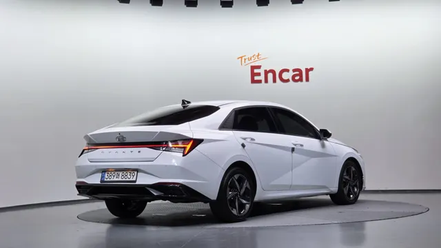 Hyundai Elantra (Avante)
