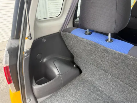 Subaru Pleo