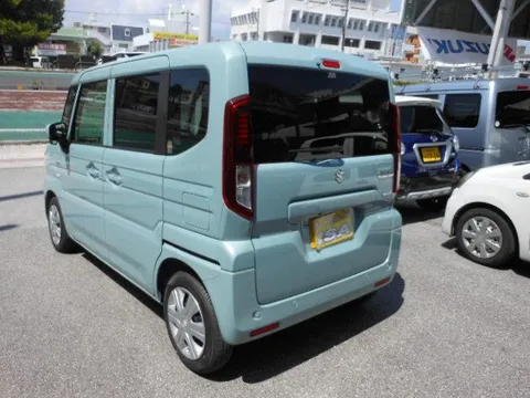 Suzuki Spacia