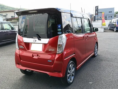 Nissan Dayz Roox