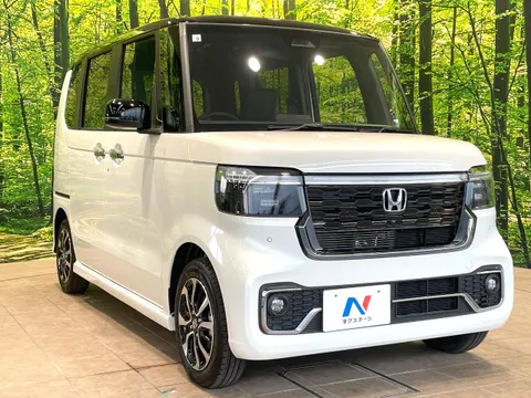 Honda N-BOX Custom