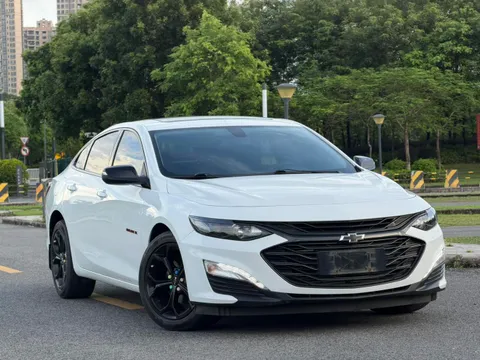 Chevrolet Malibu XL