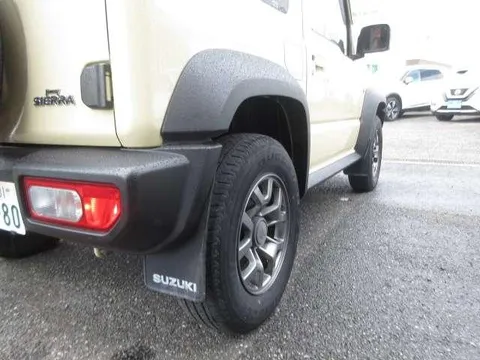 Suzuki Jimny Sierra
