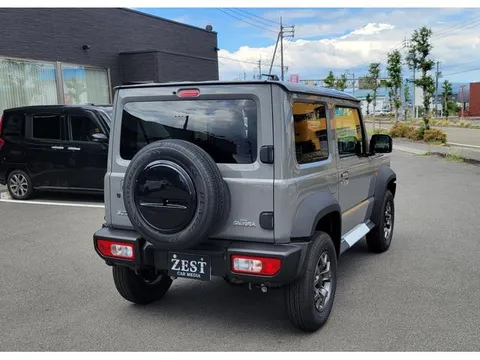 Suzuki Jimny Sierra