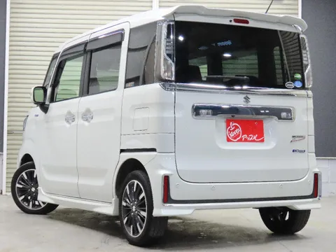 Suzuki Spacia Custom
