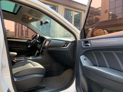 Roewe RX5