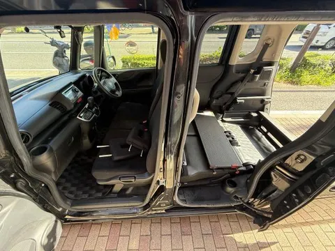 Honda N-BOX Plus