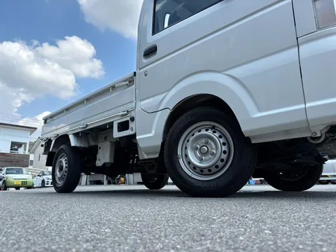 Nissan Clipper Truck