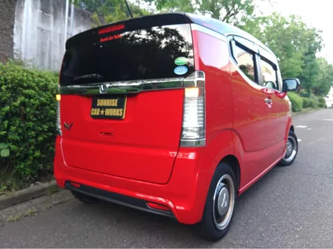 Honda N-BOX Slash