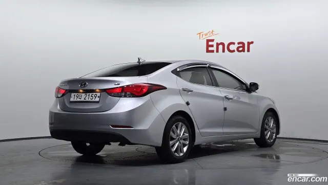 Hyundai Elantra (Avante)