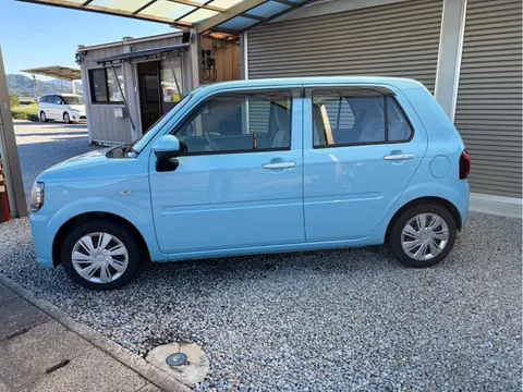 Daihatsu Mira Tocot