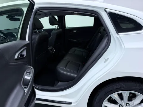 Chevrolet Malibu XL