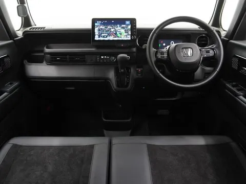 Honda N-BOX Custom