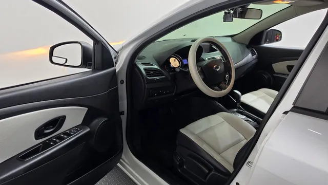 Renault SM3