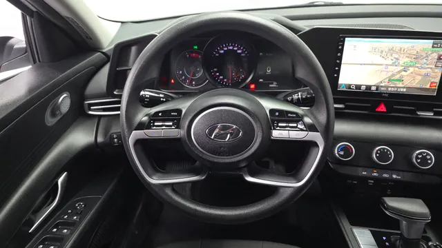 Hyundai Elantra (Avante)
