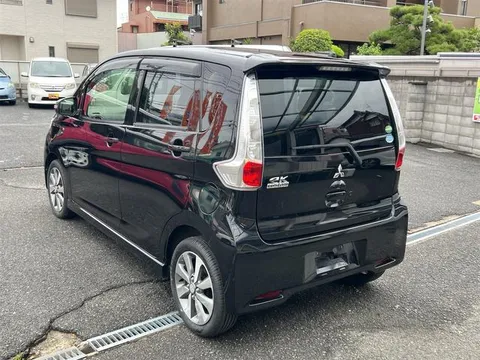 Mitsubishi eK Custom