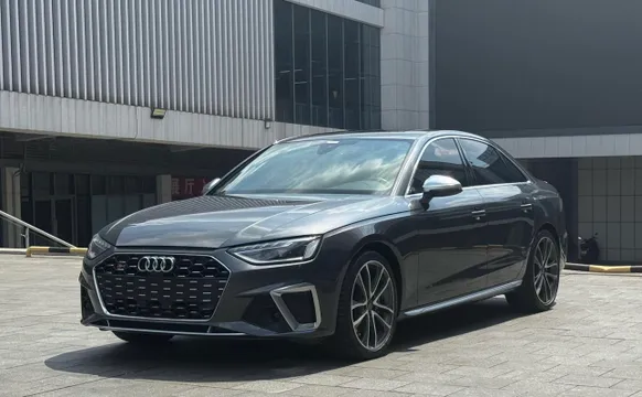 Audi S4