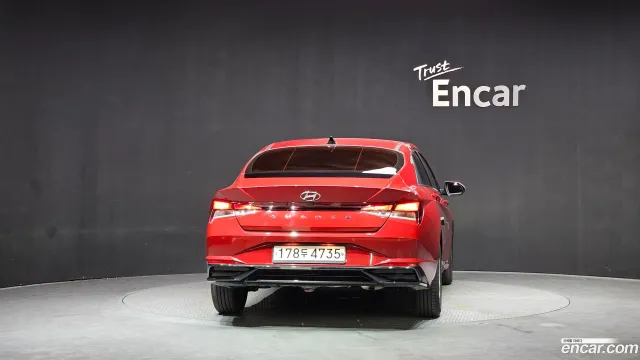 Hyundai Elantra (Avante)