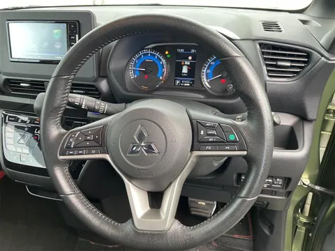 Mitsubishi eK X Space