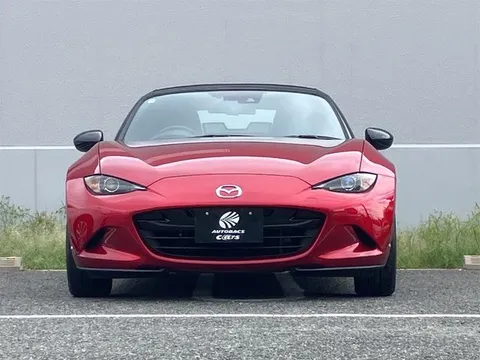 Mazda MX-5 (Roadster)