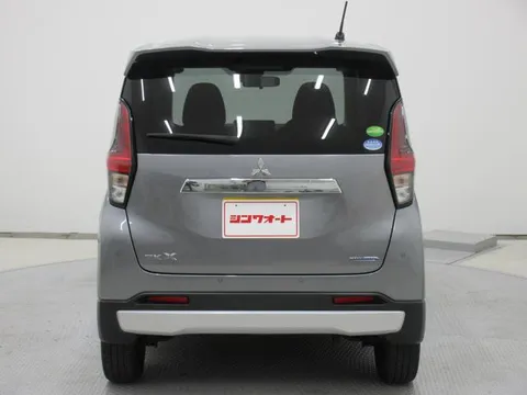Mitsubishi eK X