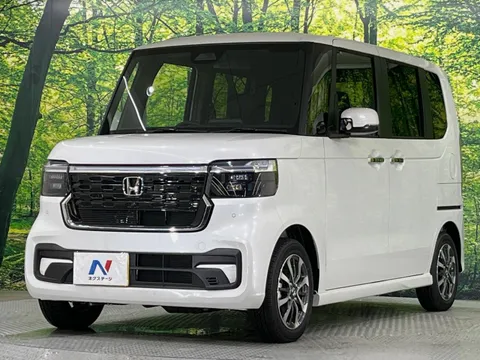 Honda N-BOX Custom