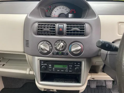 Nissan Otti