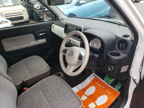 Daihatsu Mira Tocot