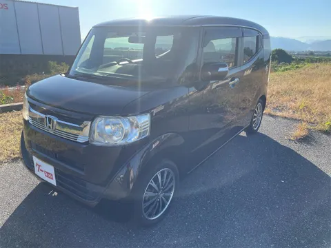 Honda N-BOX Slash