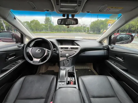 Lexus