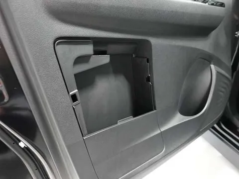 Mitsubishi eK X