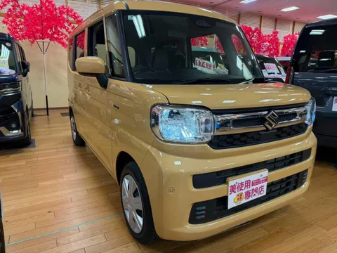 Suzuki Spacia